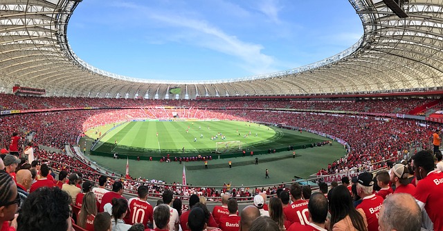 約根森：為了勝利 不滿足於結果 防線前移 我的步伐緊隨其後.